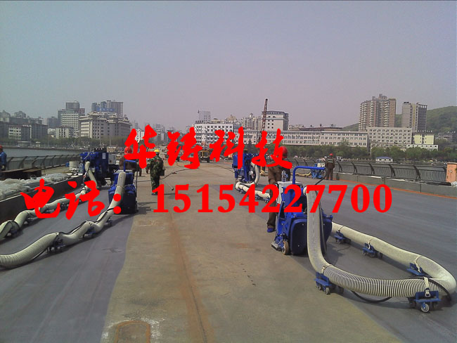 手扶式移動拋丸機(jī)用于鋼橋面除銹層 手扶式移動拋丸機(jī)用于鋼橋面除銹層