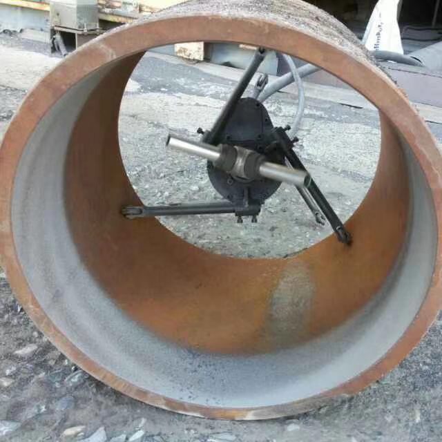 鋼管內(nèi)壁噴砂設(shè)備 鋼管內(nèi)壁噴砂設(shè)備