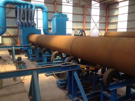 管道拋丸機(jī)現(xiàn)場圖 管道拋丸機(jī)現(xiàn)場圖